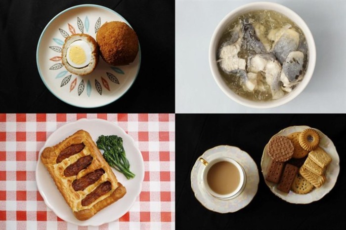 (Theo chiều kim đồng hồ từ trên xuống): Trứng Scotland, Lươn nấu đông, trà và bánh quy, xúc xích bọc bột nhào nướng. Một bữa tối kiểu cổ ở Anh.